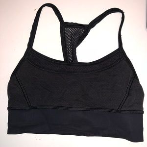 Black lululemon sports bra